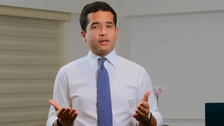 Omar Fernández denuncia efectos de la no indexación salarial omar-fernandez-denuncia-efectos-de-la-no-indexacion-salarial