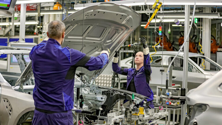 putin:-«la-industria-automotriz-europea-esta-en-declive»