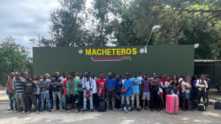 ejercito-detiene-a-148-migrantes-haitianos-durante-operativos-en-valverde