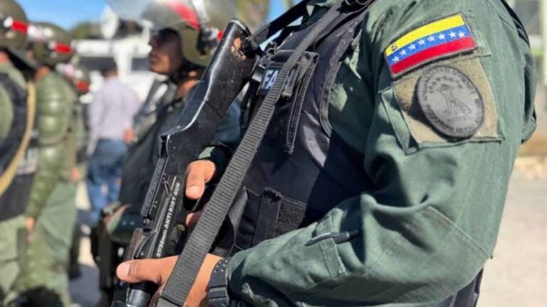 comunas-venezolanas-se-organizan-ante-posible-choque-militar-con-eeuu.-tras-llamado-de-maduro