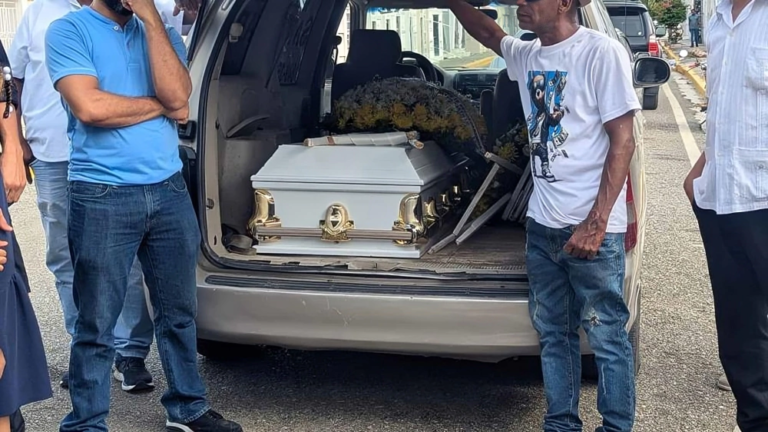 sepultan-adolescente-muerto-a-mano-de-otro-menor-en-santiago