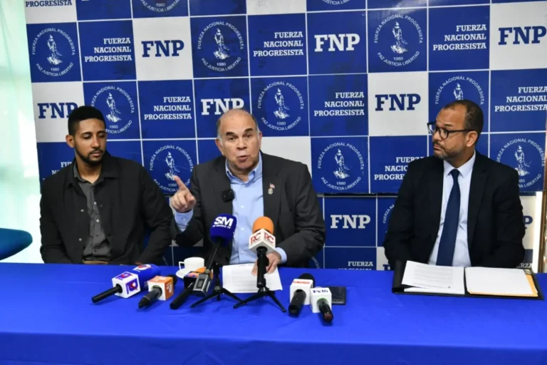 pelegrin-castillo-exige-«pruebas-de-sinceridad»-a-partidos-en-debate-sobre-indexacion-de-salarios