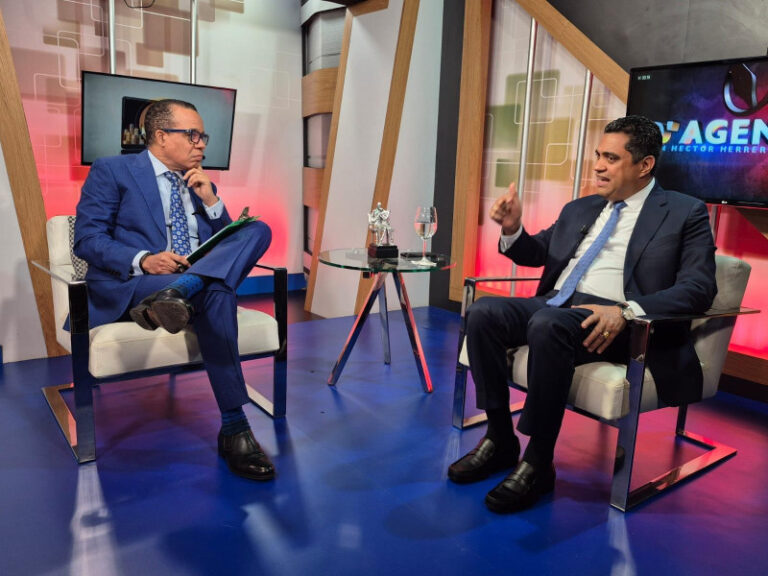 ministro-de-deportes-asegura-que-gobierno-esta-ofreciendo-apoyo-total-al-clasico-de-beisbol