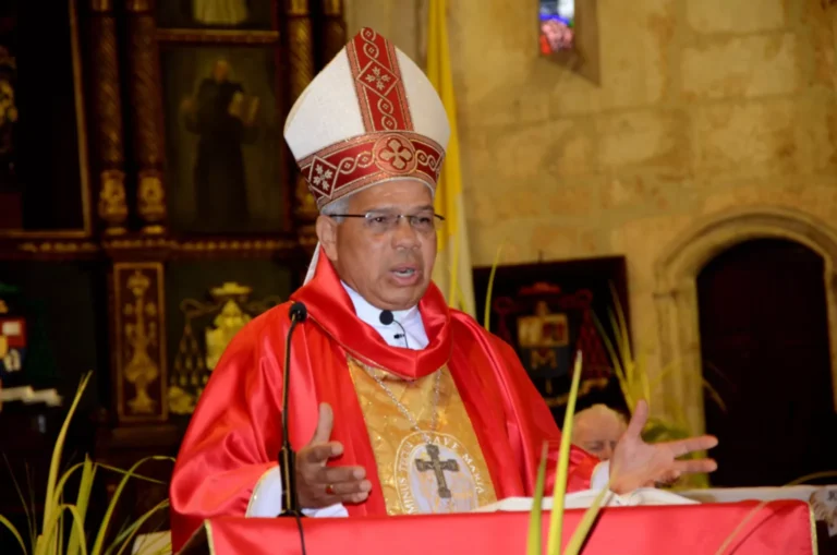 monsenor-francisco-ozoria-sostuvo-un-encuentro-este-sabado-con-el-papa-leon-xiv
