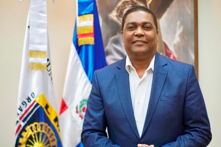 deligne-ascencion-valora-renuncia-de-victor-d’aza-como-gesto-de-madurez-politica-dentro-del-prm