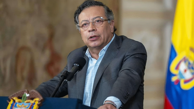 petro-rechaza-una-invasion-a-venezuela-aunque-no-respalda-a-nicolas-maduro