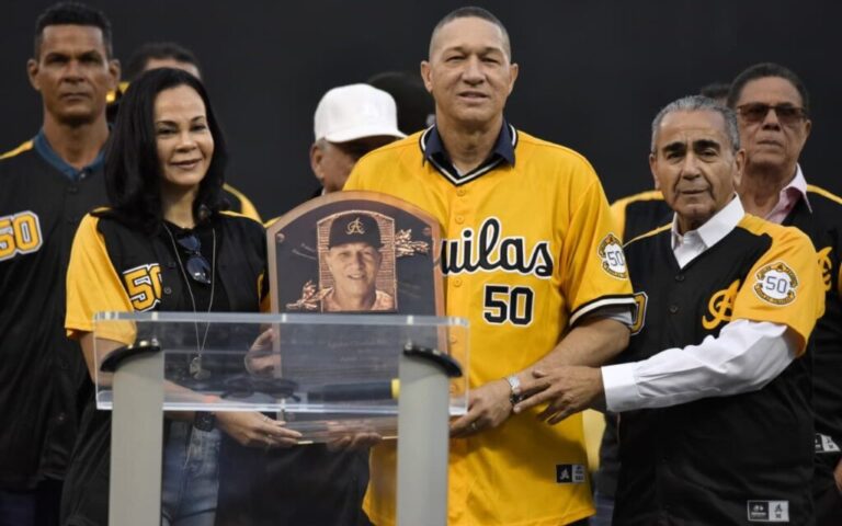 aguilas-cibaenas-retiran-el-numero-50-de-julian-tavarez