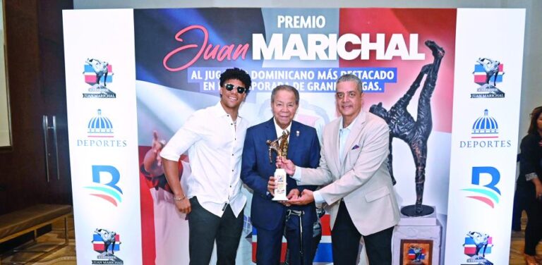 juan-soto-recibe-por-segunda-ocasion-el-premio-juan-marichal