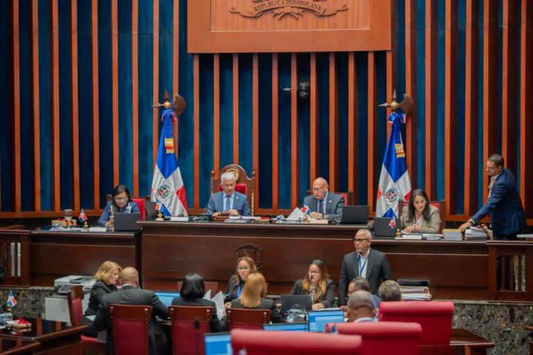Senado convierte en ley el Presupuesto Nacional 2026 con énfasis en desarrollo y gasto social senado-convierte-en-ley-el-presupuesto-nacional-2026-con-enfasis-en-desarrollo-y-gasto-social