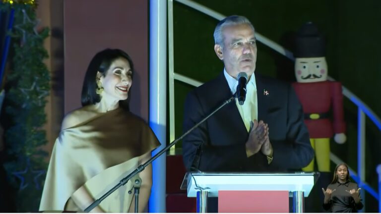Abinader deja inaugurada Villa Navidad con un mensaje de amor, esperanza y optimismo