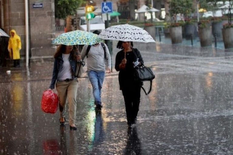 Las lluvias continúan este martes en RD por una vaguada