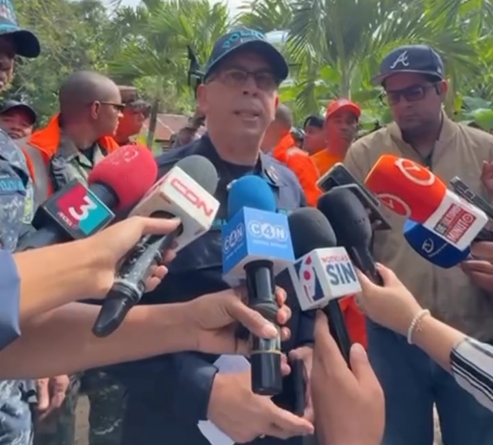 Policía Nacional refuerza búsqueda de niña desaparecida en Imbert; FBI se integra a investigación