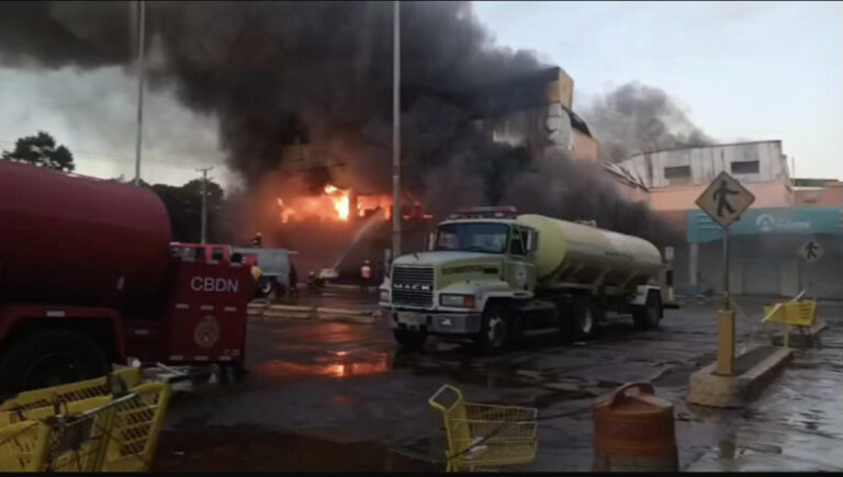 Subintendente del Cuerpo de Bomberos de SDN: Incendio de Villa Mella no dejó victimas