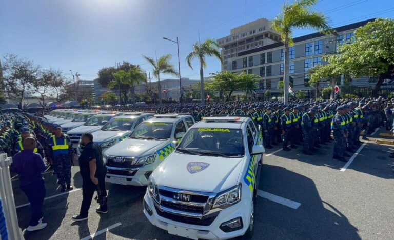 Imágenes del Operativo “Proteger y Servir Semana Santa 2026” en el Palacio de la PN