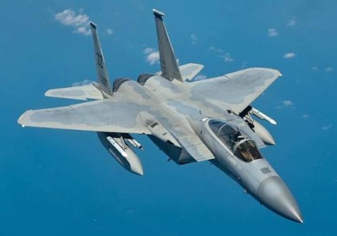 Reportan derribo de un F-15E en Irán y activan operación de rescate, según medios internacionales
