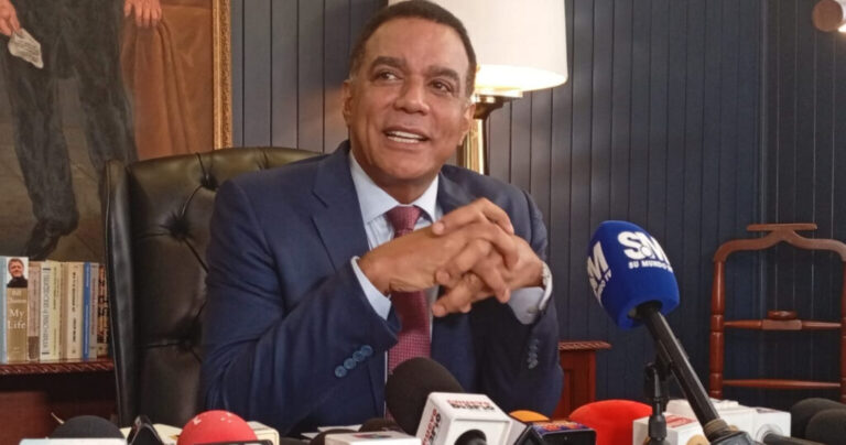 senador-carlos-gomez-insta-al-prm-a-ejecutar-los-acuerdos-de-consenso-en-la-provincia-espaillat