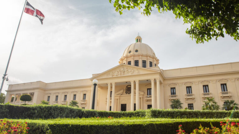 poder-ejecutivo-evalua-modificar-vigencia-de-licencias-para-conductores-mayores-de-65-anos