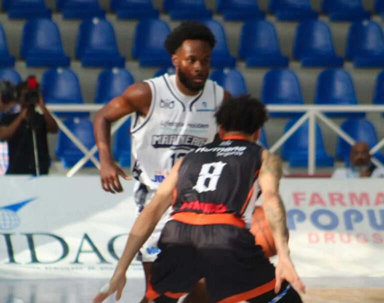 titanes-vencen-a-marineros-con-debut-de-richard-bautista