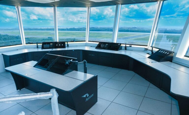 IDAC entrega nueva torre de control en Base Aérea de San Isidro para reforzar operaciones aéreas