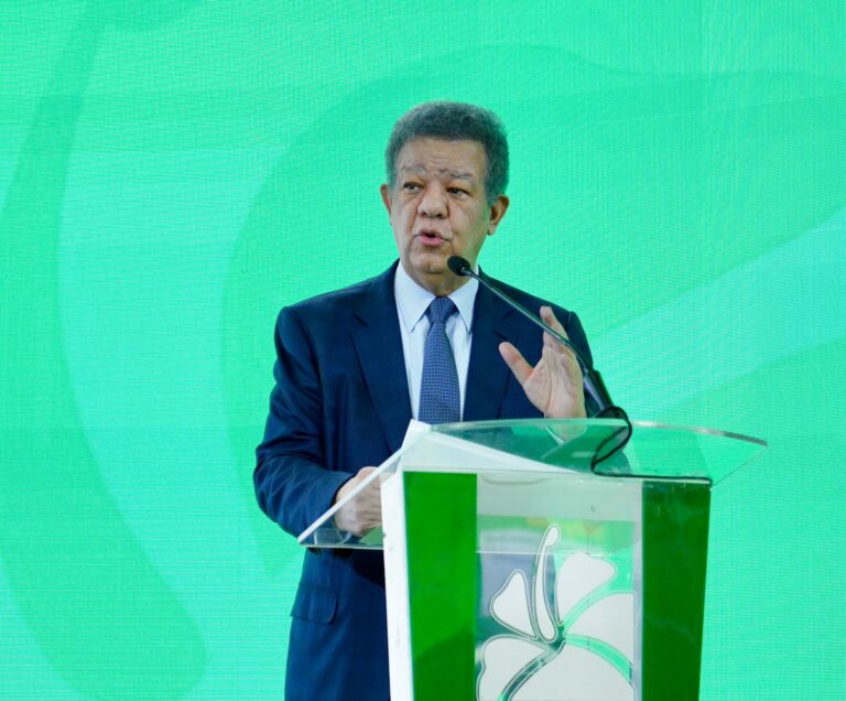 Leonel: Crisis económica fue provocada por clientelismo del gobierno antes del conflicto en Medio Oriente