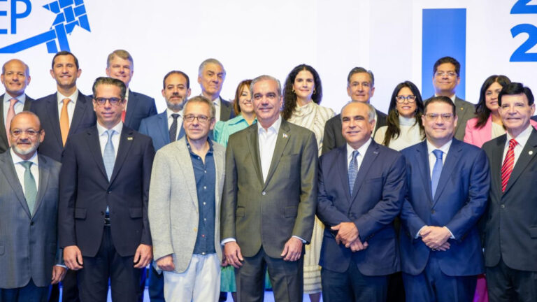 CONEP, reconoce gobierno fortalece crecimiento económico y atracción de inversiones
