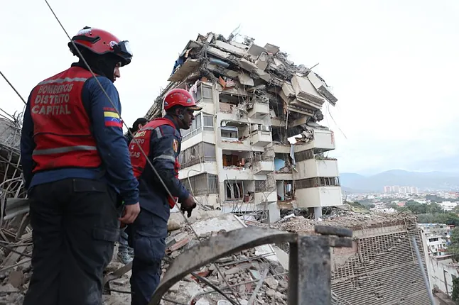 Directo Terremoto en Venezuela, en directo | Últimos datos: 920 muertos, 3.360 heridos y la ONU calcula que hay «más de 50.000 desaparecidos»