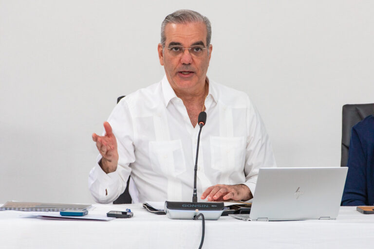 Abinader encabeza Consejo de Ministros en Santiago; destacan inversión de más de RD$110 mil millones en la provincia.