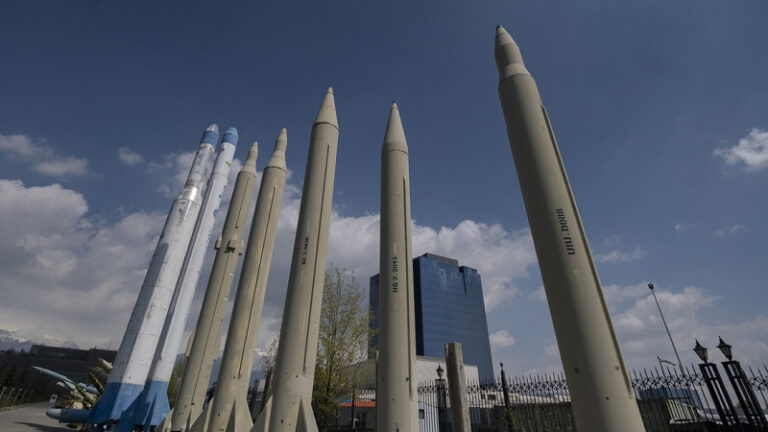Irán atacó 18 objetivos en bases estadounidenses de Medio Oriente