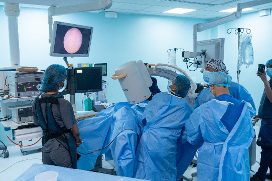 CEDIMAT realiza 1er procedimiento con Elutax 3 en RD
