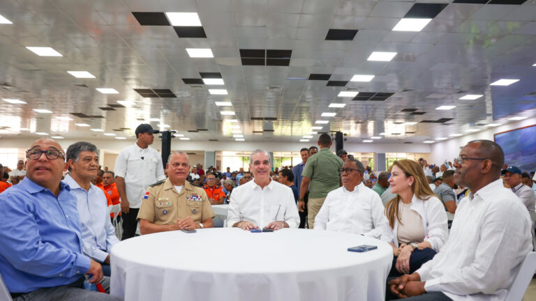 Presidente Abinader celebra fuentes consultadas de los Padres