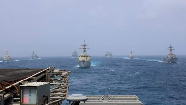iran-afirma-que-ormuz-seguira-bloqueado-hasta-que-ee-uu.-acepte-«todas»-sus-condiciones