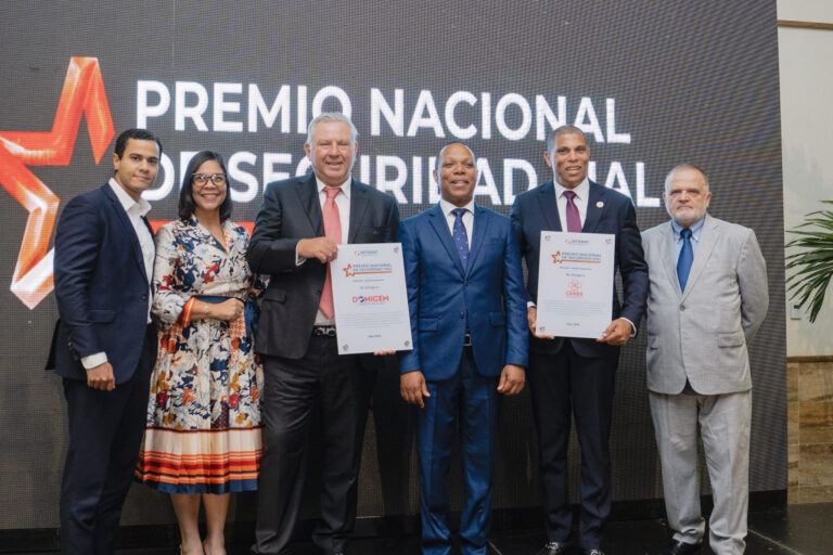 INTRANT reconoce a DOMICEM por reducir riesgos viales y proteger la vida intrant-reconoce-a-domicem-por-reducir-riesgos-viales-y-proteger-la-vida