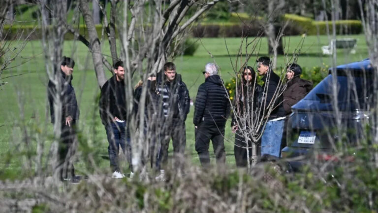Lionel Messi despide a su padre Jorge en Rosario lionel-messi-despide-a-su-padre-jorge-en-rosario