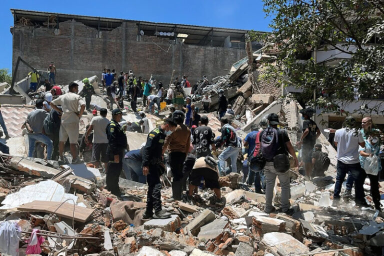 terremoto-en-colombia-de-7,4-ha-dejado-111-muertos-y-87-heridos