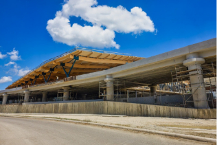 Nueva terminal del Aeropuerto Internacional del Cibao completa un 85 % de su estructura nueva-terminal-del-aeropuerto-internacional-del-cibao-completa-un-85-%-de su estructura