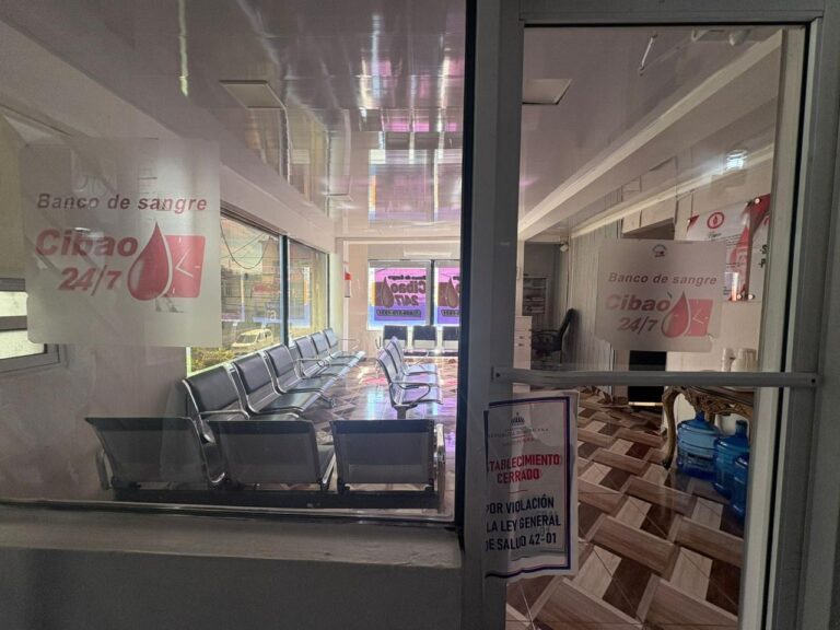 Ministerio de Salud clausura banco de sangre en Moca por incumplir las normas sanitarias
