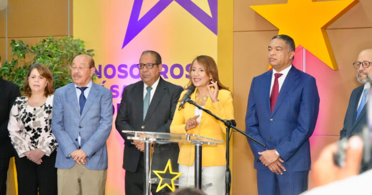 PLD acusa al Gobierno de perder control de la administración pública