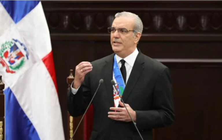 Presidente Abinader entra a sus dos últimos años de gobierno con el reto de consolidar su legado y mantener al PRM en el poder