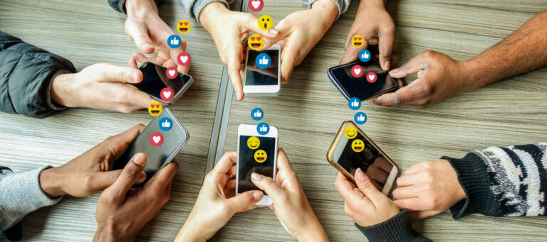 Cleveland Clinic revela que, pese a desconfiar de internet, algunos hombres dejan que las redes sociales influyan en su conducta