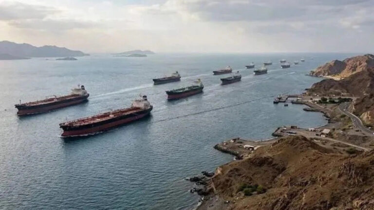 Irán insiste en que reabrir el estrecho de Ormuz está ligado al cumplimiento de sus condiciones