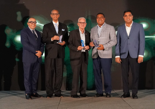 La Asociación de Cronistas Deportivos de Santo Domingo premió a sus miembros mas destacados del 2025 y a los mas sobresalientes atletas del pasado año