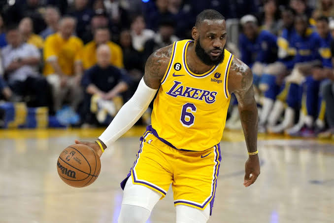 LeBron James se marchó de forma amistosa del conjunto de los Lakers aseguró la gerencia del equipo