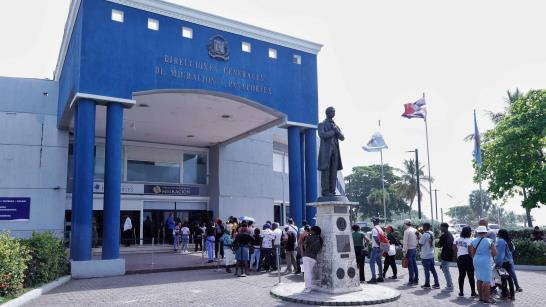 República Dominicana denegó el ingreso a 116 extranjeros en julio; mexicanos y estadounidenses encabezan la lista