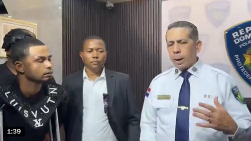 ”La Rabia” y “ Franlelys, señalados en ataque a tiros que dejó dos muertos y cinco heridos en Boca Chica, se entregan por separado ante la Policía Nacional.