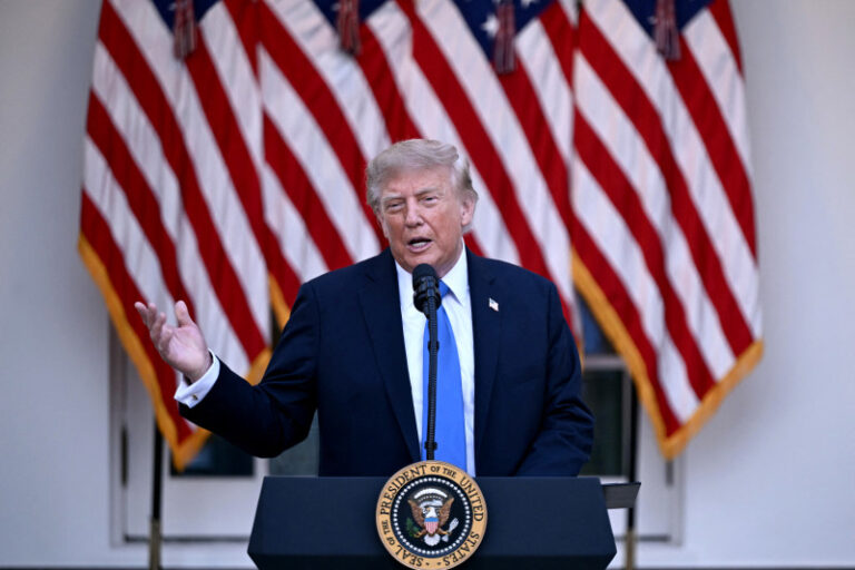 Trump mantiene a RD en la lista de países de tránsito o producción de drogas; felicita a Venezuela