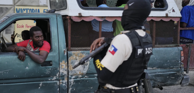 Fuerza antipandillas advierte a criminales que cumplirá mandato en Haití pese a violencia