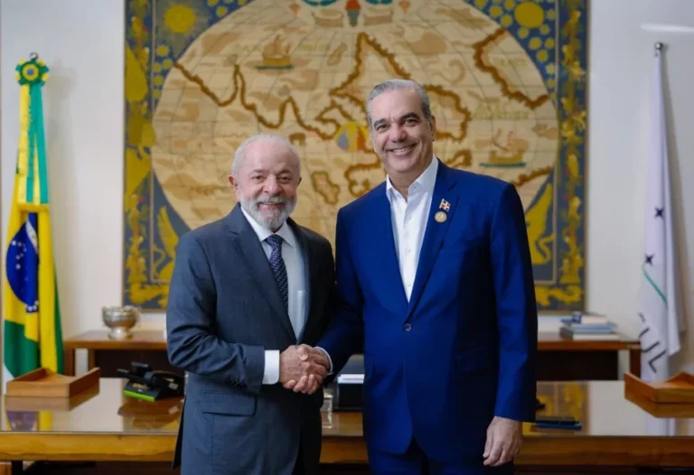 Abinader felicita a Lula da Silva por su reelección como presidente de Brasil