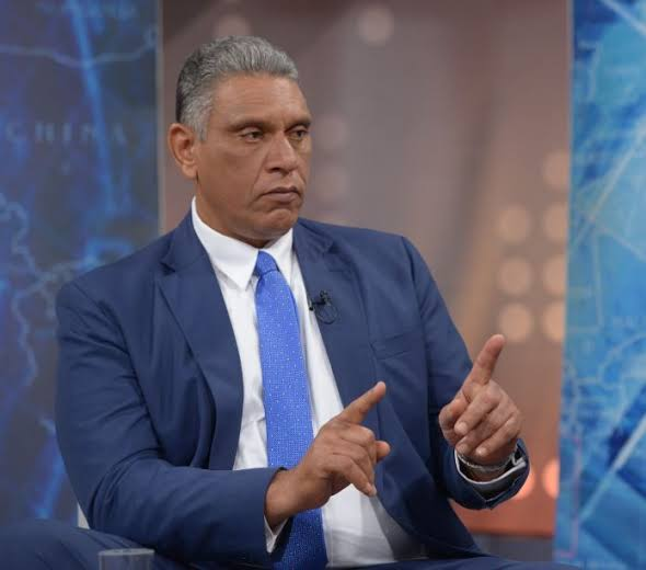 Jesús «Chú» Vásquez cuestiona militancia de Collado en el PRM