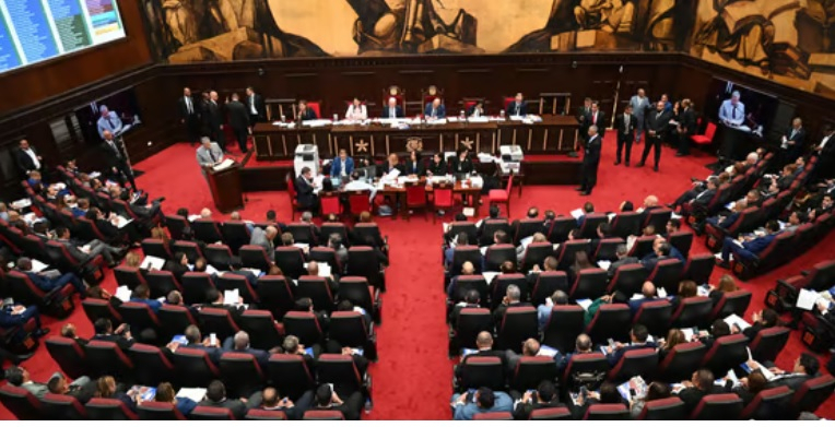 Congresistas exigen profundizar investigaciones trasiego de municiones a bandas haitianas