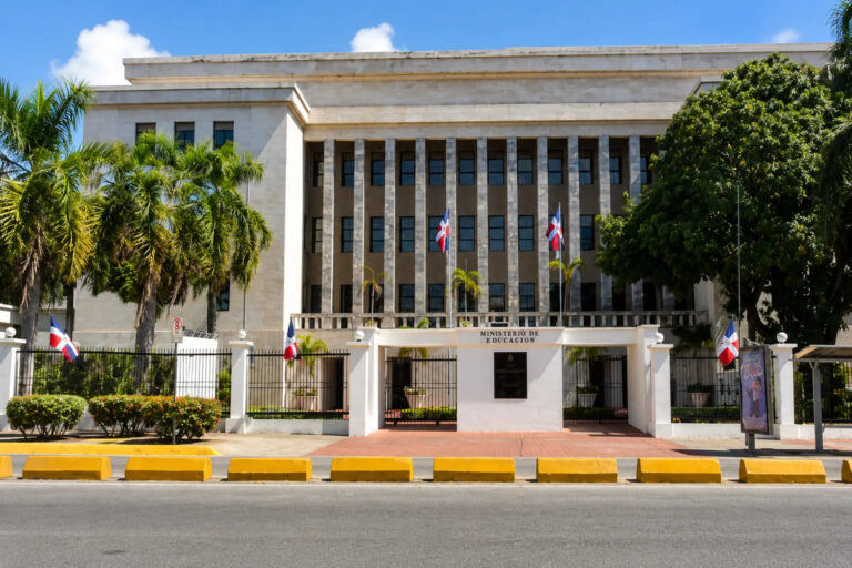 Educación inicia revisión de nómina con apoyo del MAP y BID